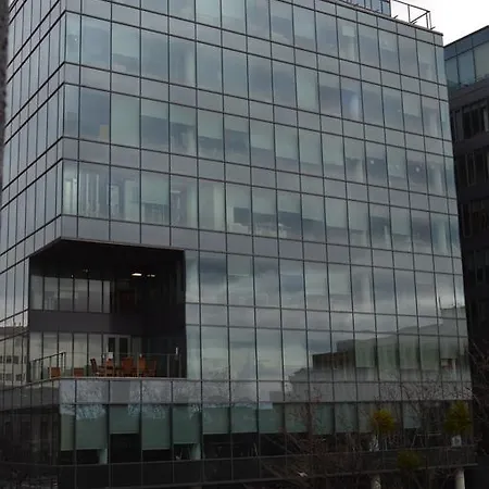 Апартаменти Vacation Up To 10